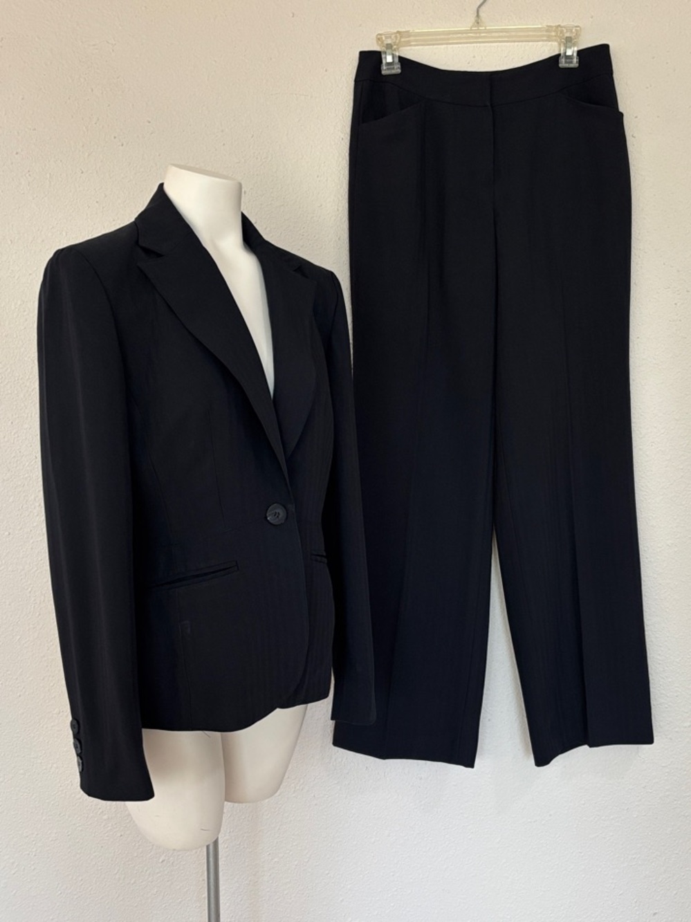FINAL! Jones New York Dark Blue Shimmer Stripe Women's Blazer & Pants Suit Set